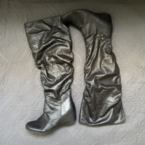 Baretraps Black Slouchy Faux Suede Shiny Valry Tall Wedge Boot SZ10M Winter Goth - Picture 1 of 10